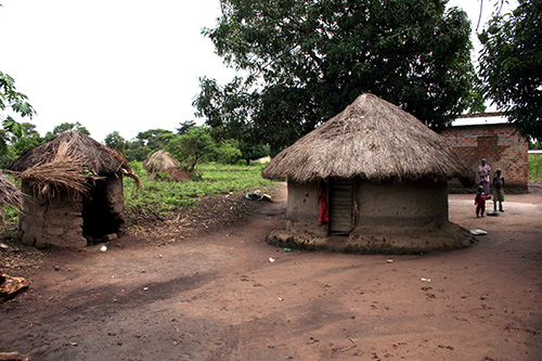 Typisches Dorf in Uganda